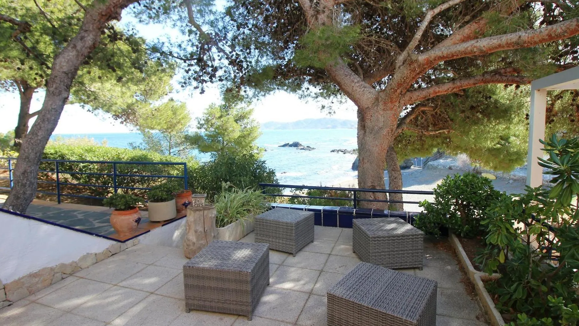 Casa En Primera Linea De Mar Con Acceso Directo A Playa Y Vistas Espectaculares - Es-228-176 Llanca 0*,  Spain