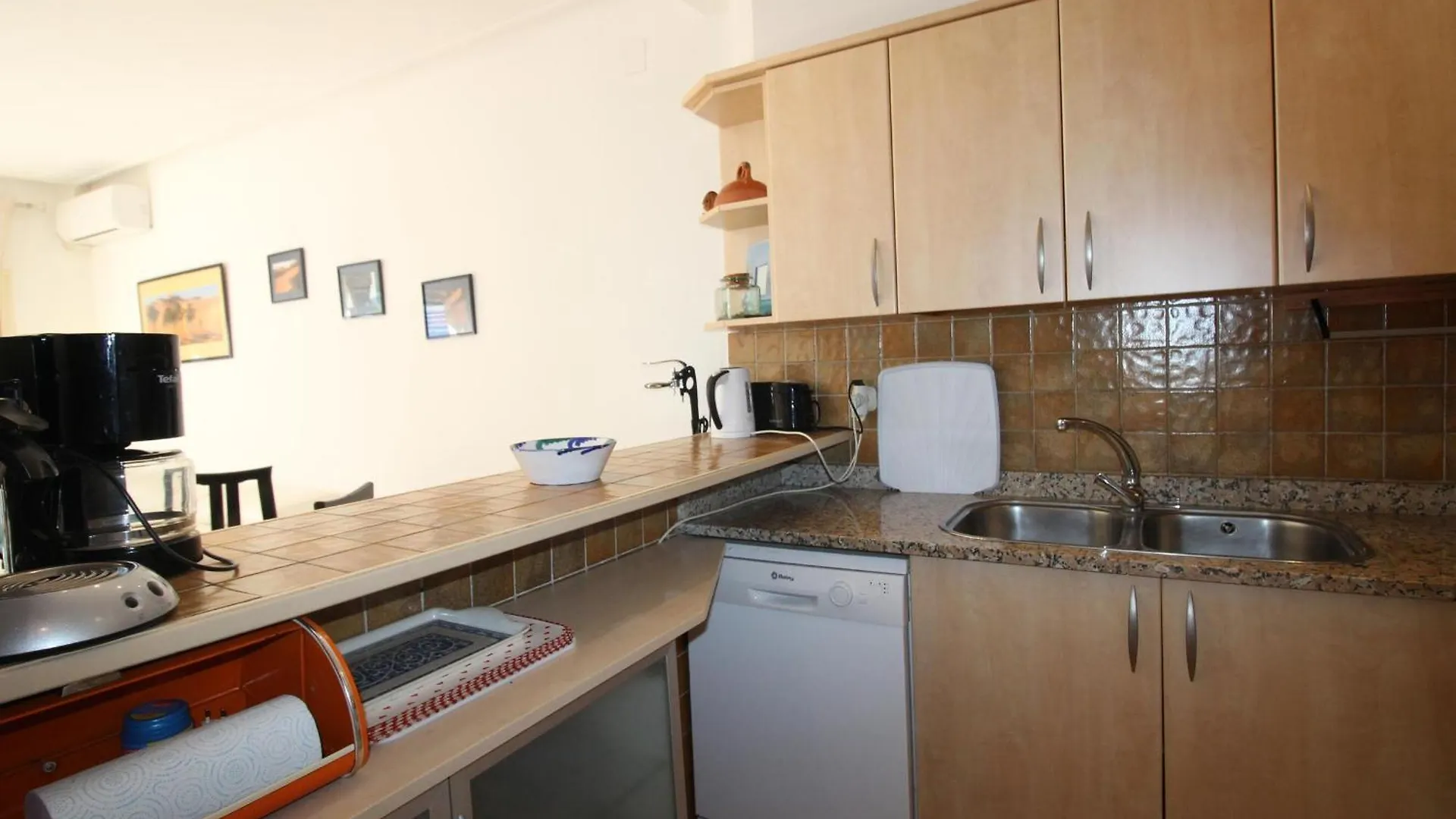 Casa En Primera Linea De Mar Con Acceso Directo A Playa Y Vistas Espectaculares - Es-228-176 Llanca Holiday home
